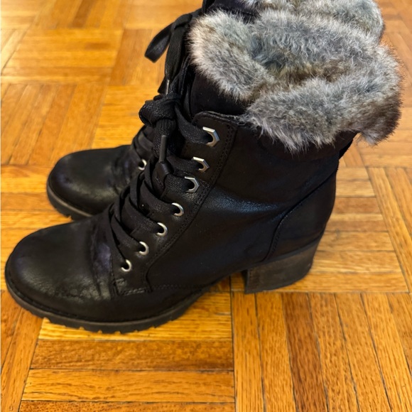 Steve Madden Booties - Picture 3 of 6